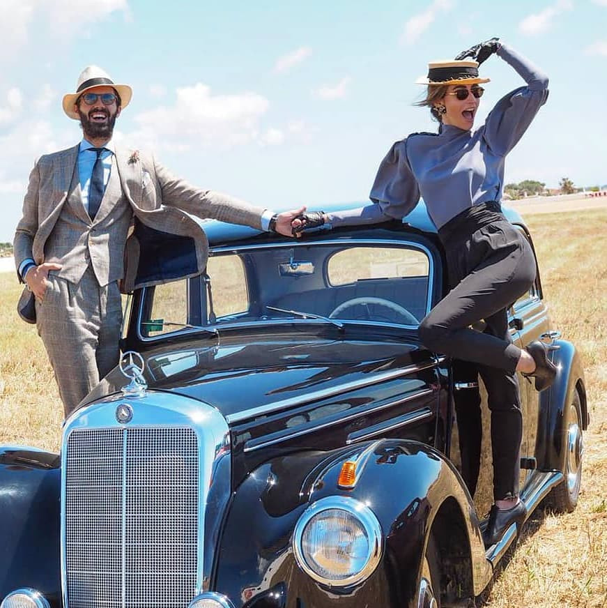 ENRIQUE SOLIS Y ALEJANDRA CLASSIC CARS 