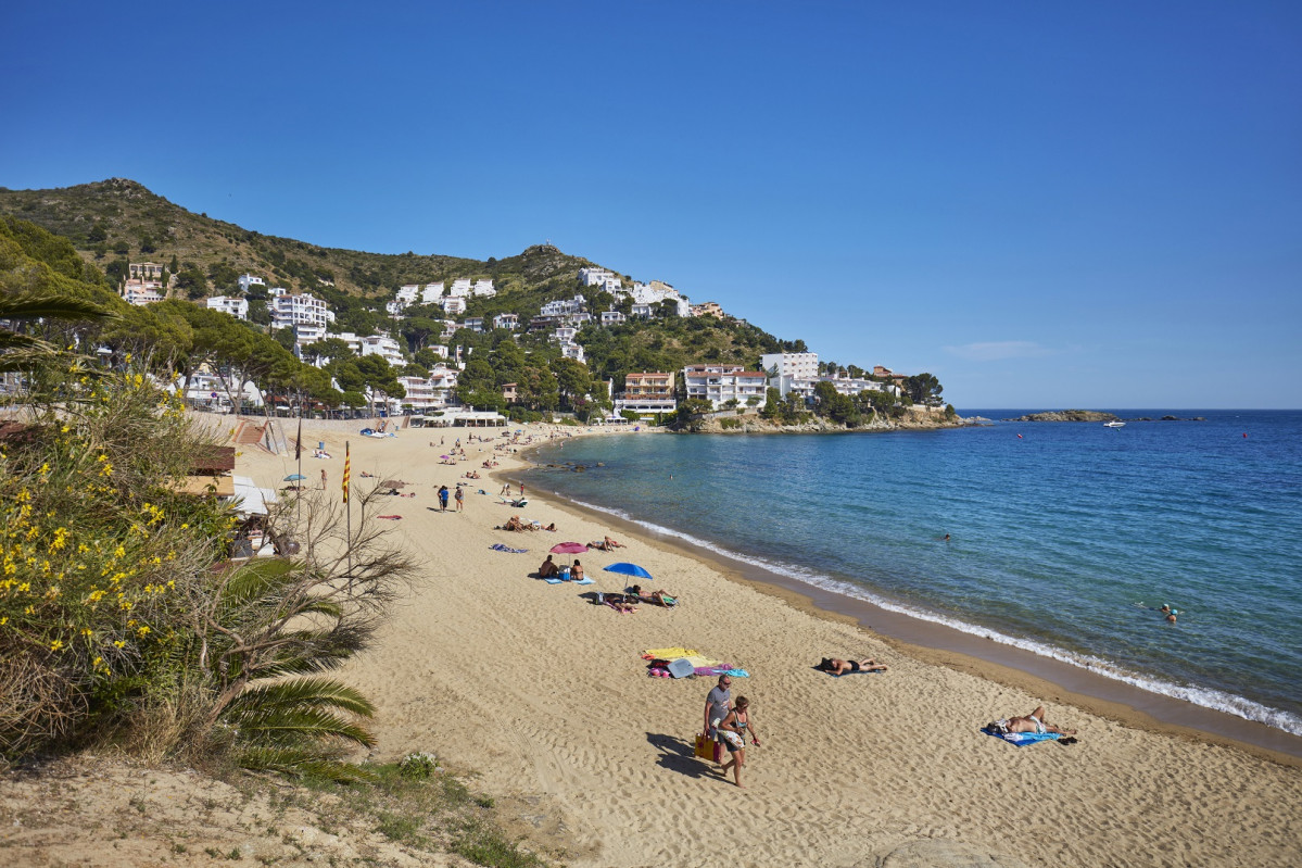 Roses Cala Canyelles 1600