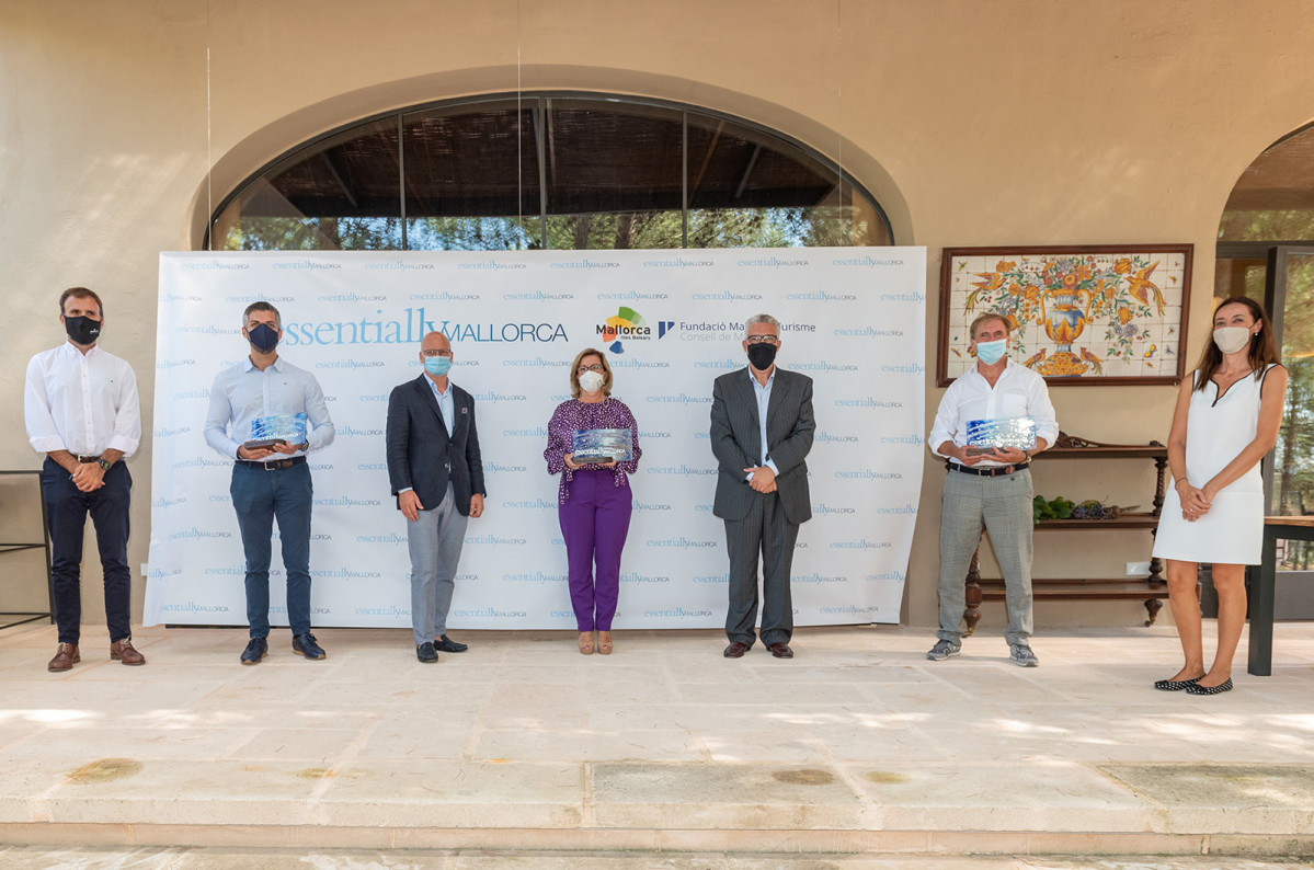 III Premios Essentially Mallorca 5 Junta Directiva y ganadores