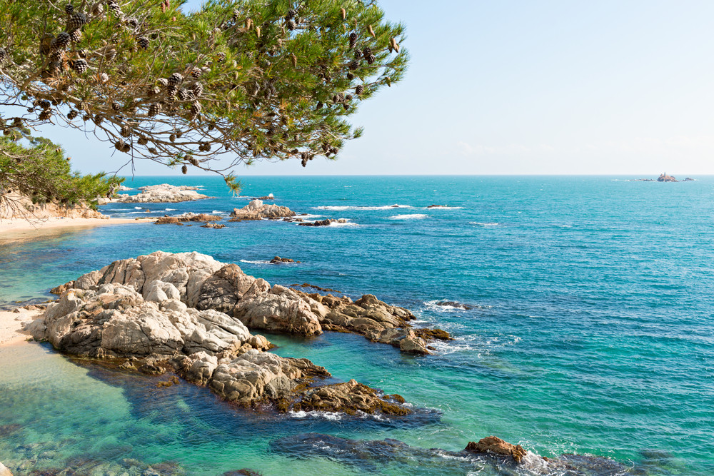 Sant pere pescador beach