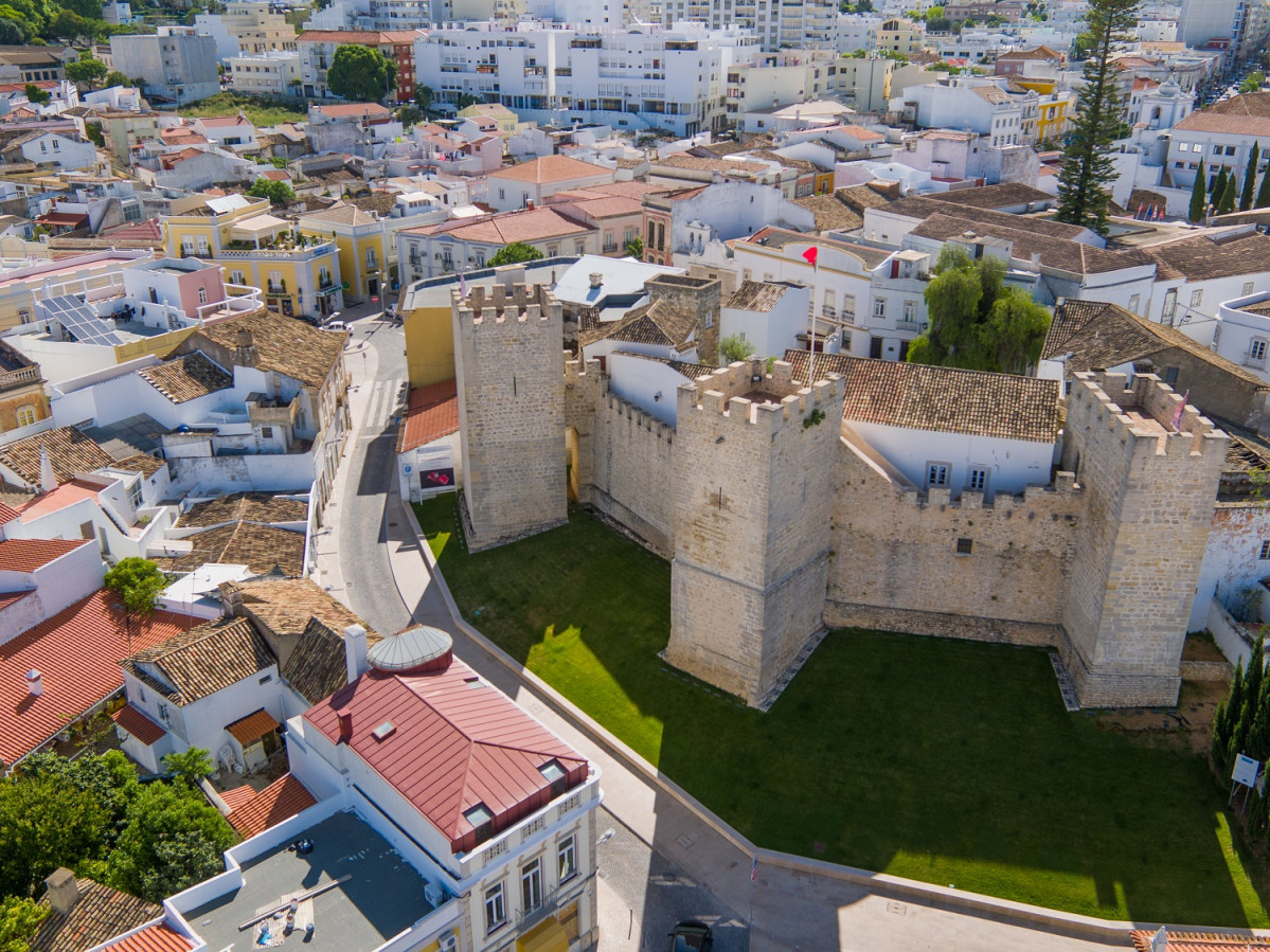 Castelo Loule u00a9 Algarve Visto do Ar 1500