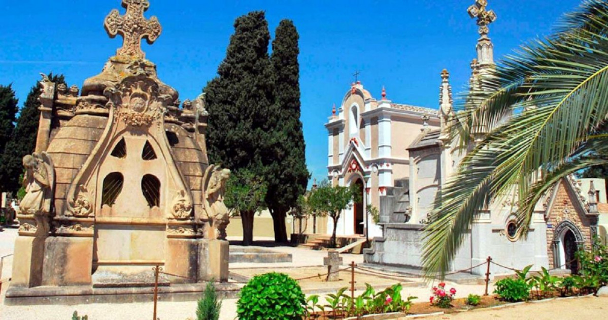 Cementerio modernista lloret mar