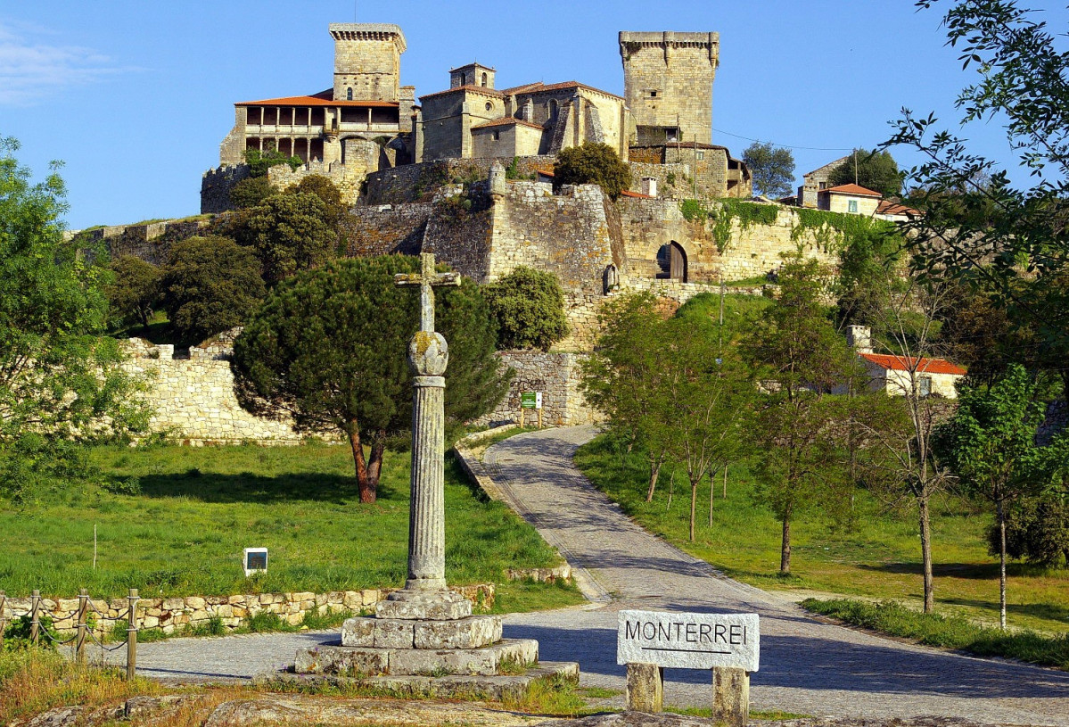 Ourense Castelo de Monterrei uso para D.O.