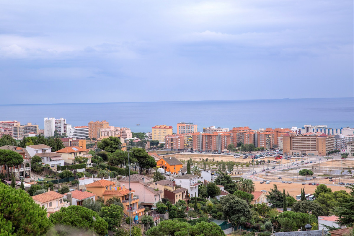Salou, Foto de Sergey Mind en Unsplash 1595