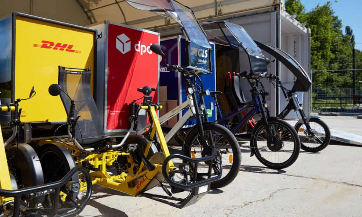 Bicicletas de carga en Alemania, que se utilizan para entregas comerciales ligeras y que reemplazan a las furgonetas elu00e9ctricas y de combustibles fu00f3siles por igual. Fotografu00eda Michael Kuchenbecker