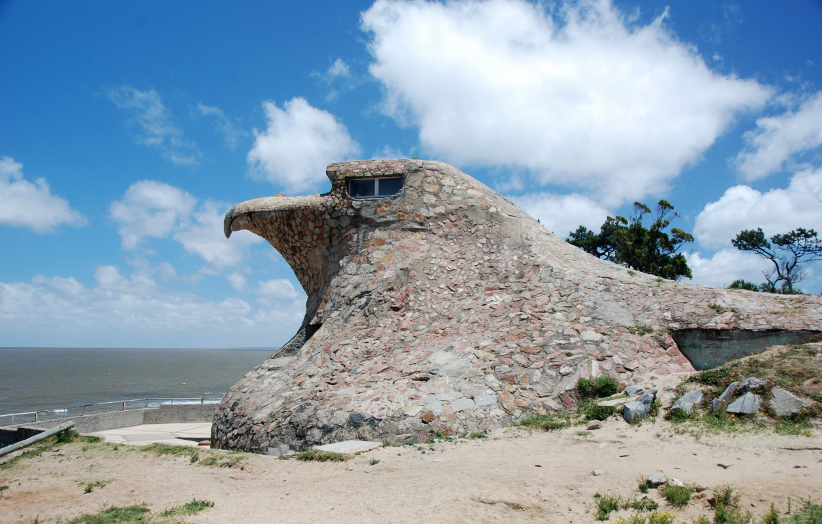 Uruguay el aguila la quiemra