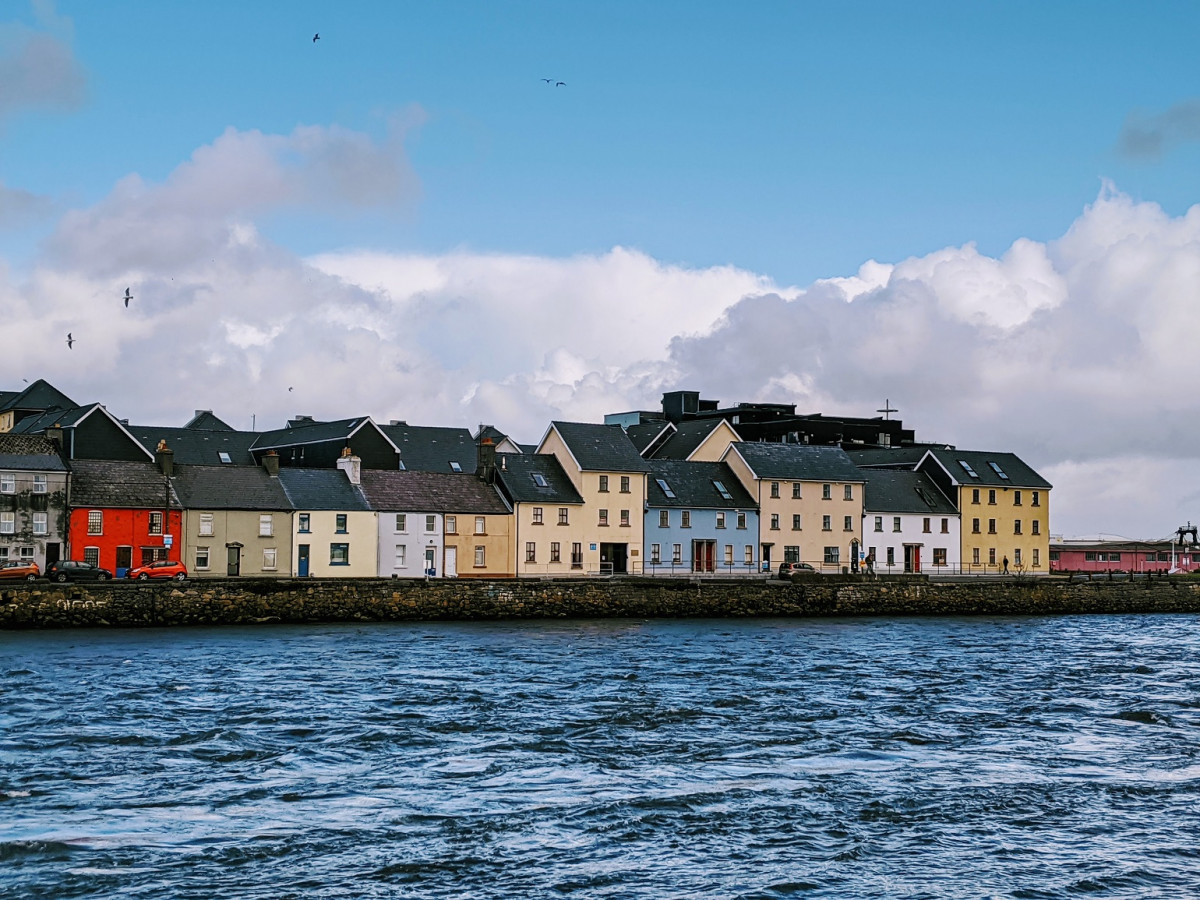 Claddagh Quay, Galway, Ireland chan hyuk moon B0eewq7EbVY unsplash 1500