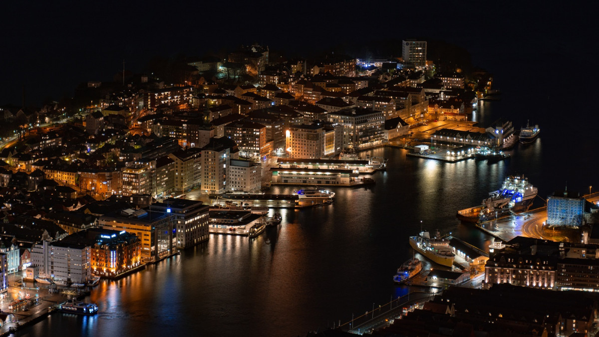 Bergen, Norway michael fousert 1PHEowX21OY unsplash 1500