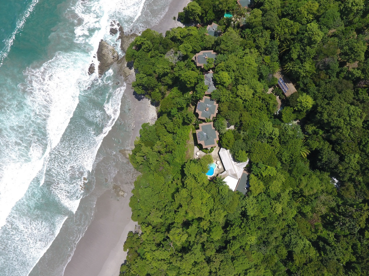 ARENAS DEL MAR Costa Rica, vista aerea