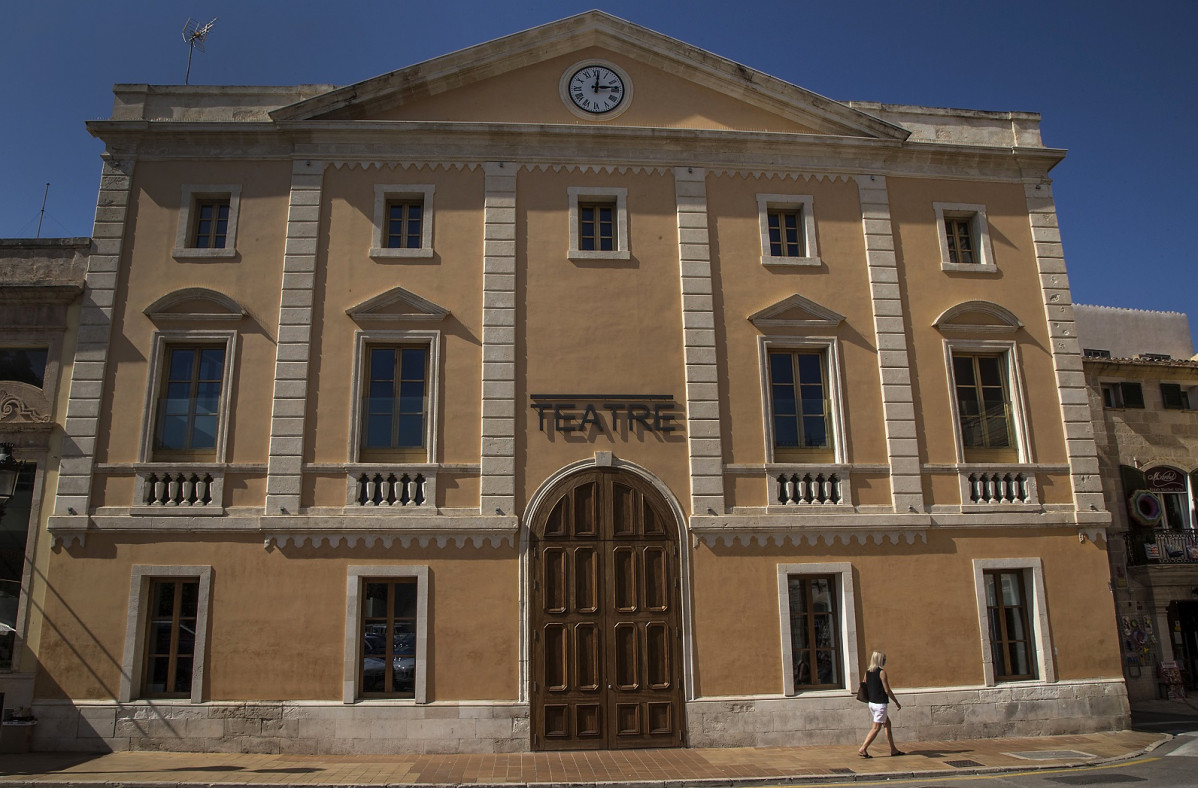 MENORCA  Teatre bon Ciutadella