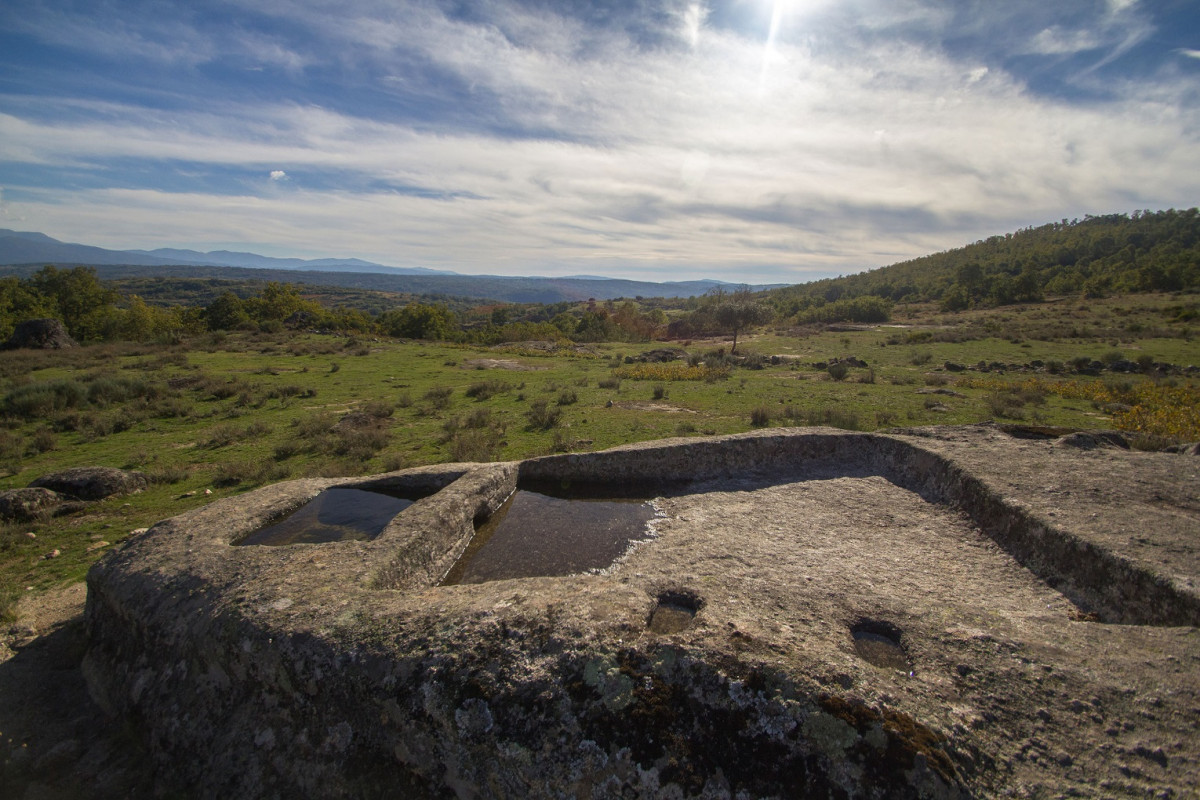 SIERRA DE FRANCIA. Lagares rupestres. copy u00d3scar Checa RV 27 1509