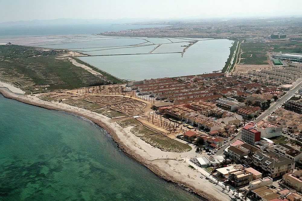 Playas de San Pedro del Pinatar  Playa El Moju00f3n, Cru00e9dito Ministerio para la Transiciu00f3n Ecolu00f3gica