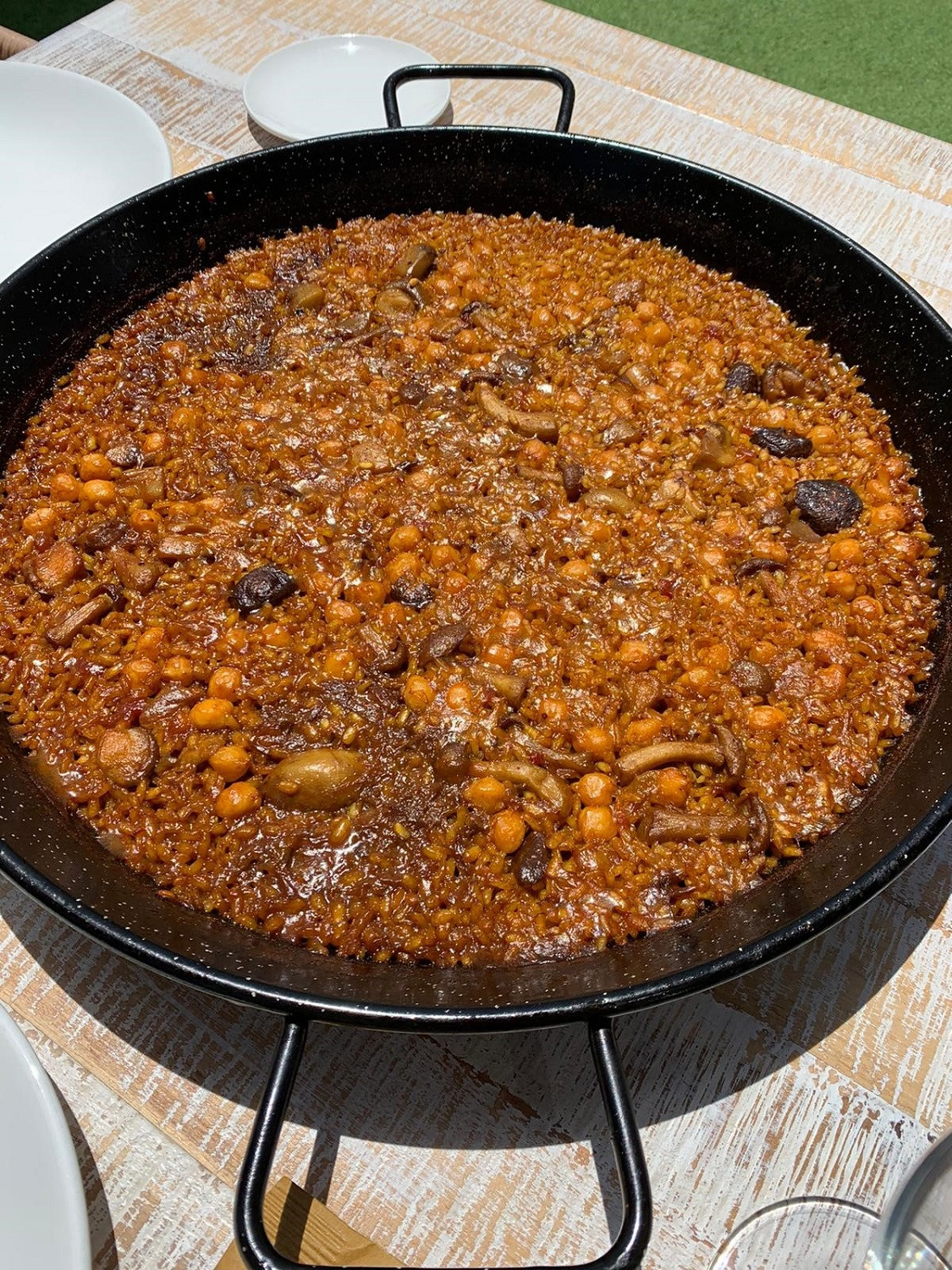 Arroz con rabo de toro, boletus y garbanzos de Mario Barrada, Petu00edmetre 1500