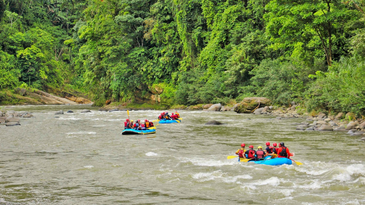 Rafting Pacuare Costa Rica scaled