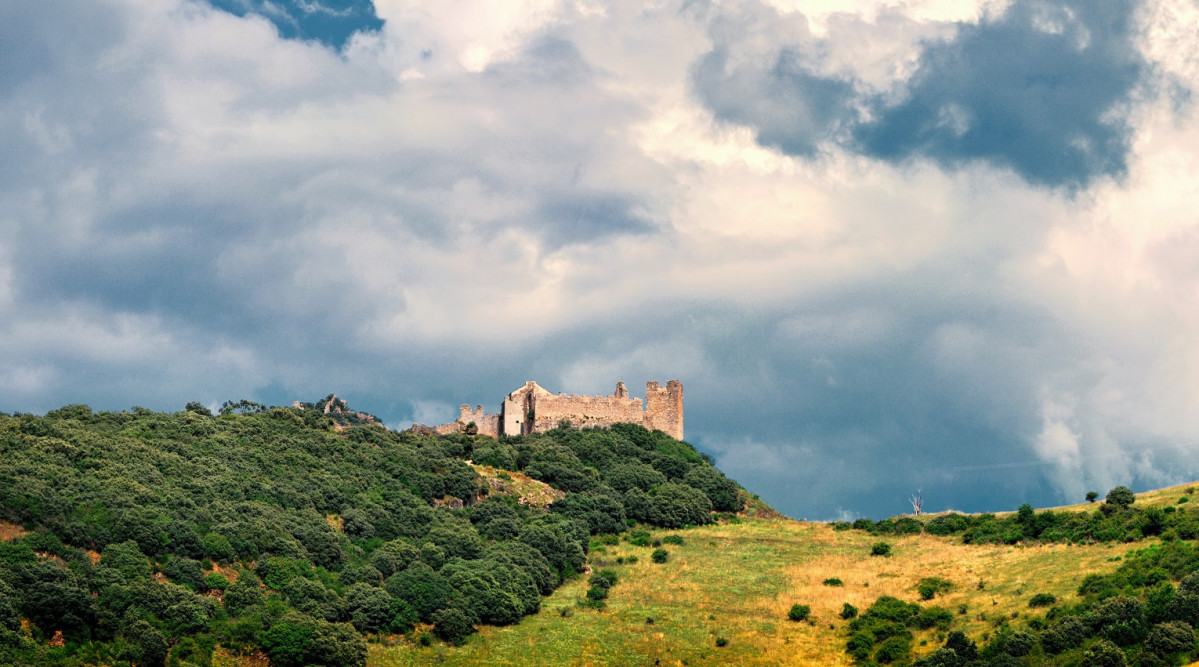 CASTILLO DE CORNATEL