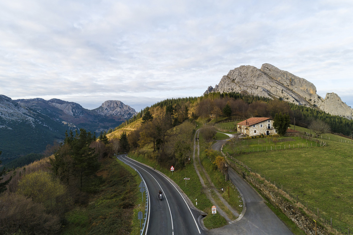 01The Basque Route Urkiola