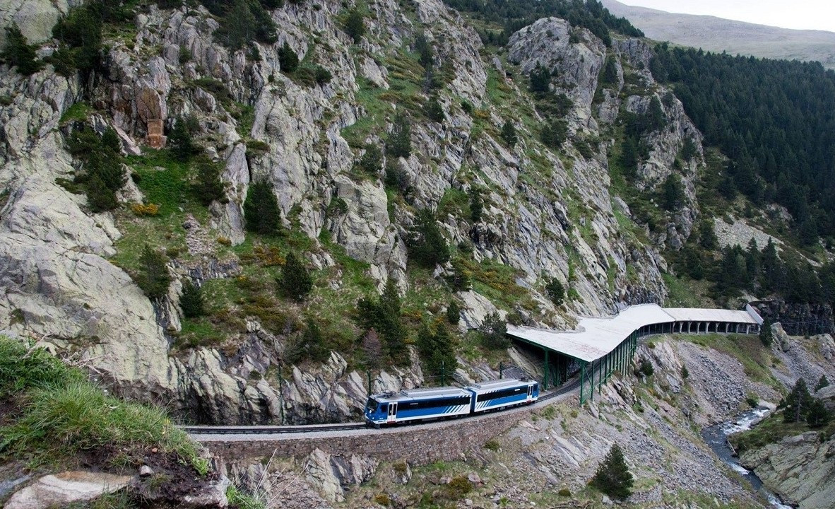 Tren Cremallera de Vall de Nu00faria. Girona