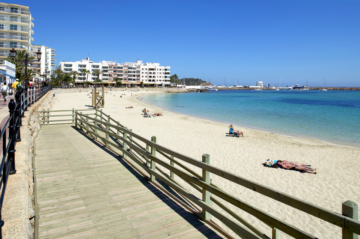 Ibiza, Playa sin humos Santa Eulu00e0ria