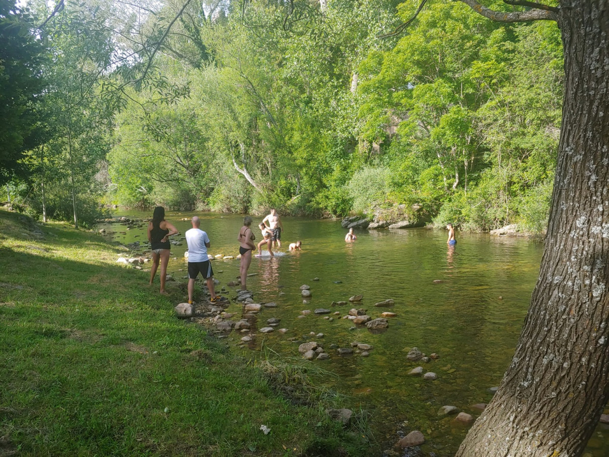 Río Curueño, Valdepiélago, Carlos VCuesta