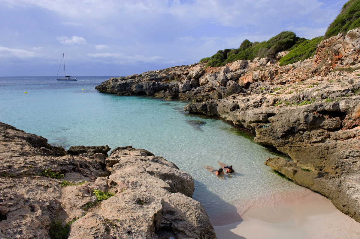 Menorca   Es Calu00f3 Blanc