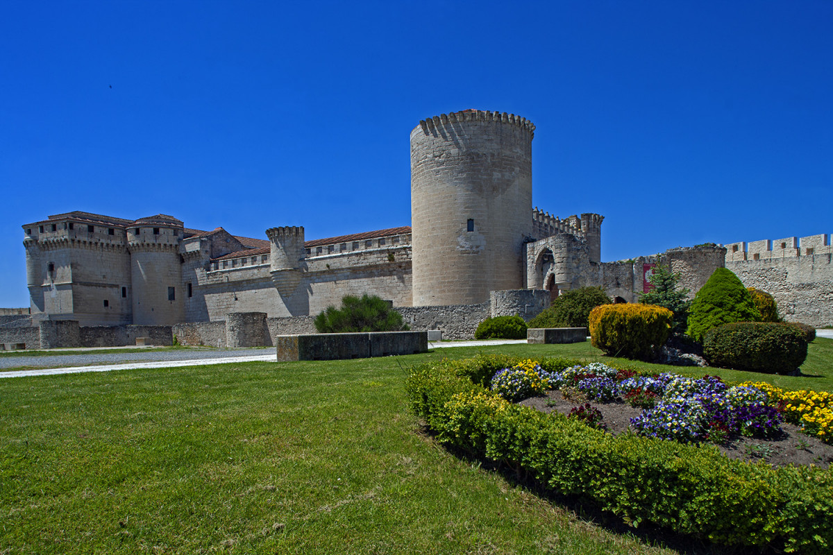 02Castillo de los Duques de Alburquerque
