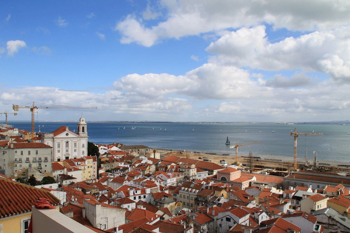 Lisboa Alfama, desde el mirador de  Portas do Sol