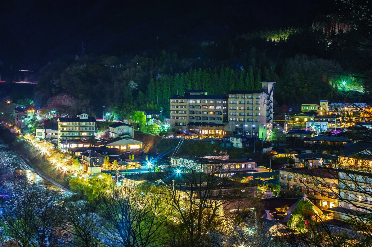 u00a9Nagano Tourism Organization Achi (8)