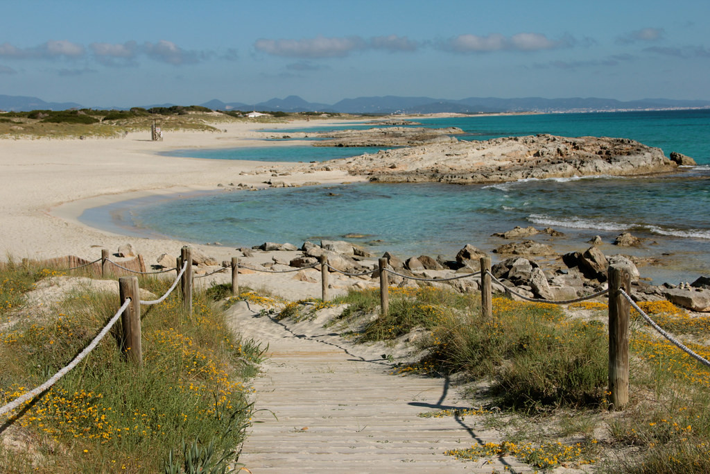 Platja de Llevant, Formentera (CC BY 2.0) by  Michela Simoncini