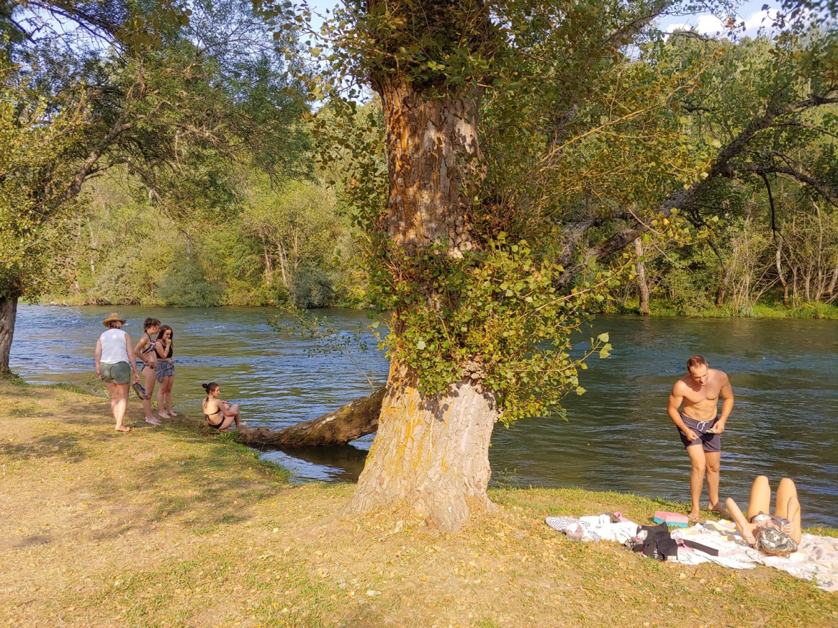 Zona de Baño, del alto Esla (León)