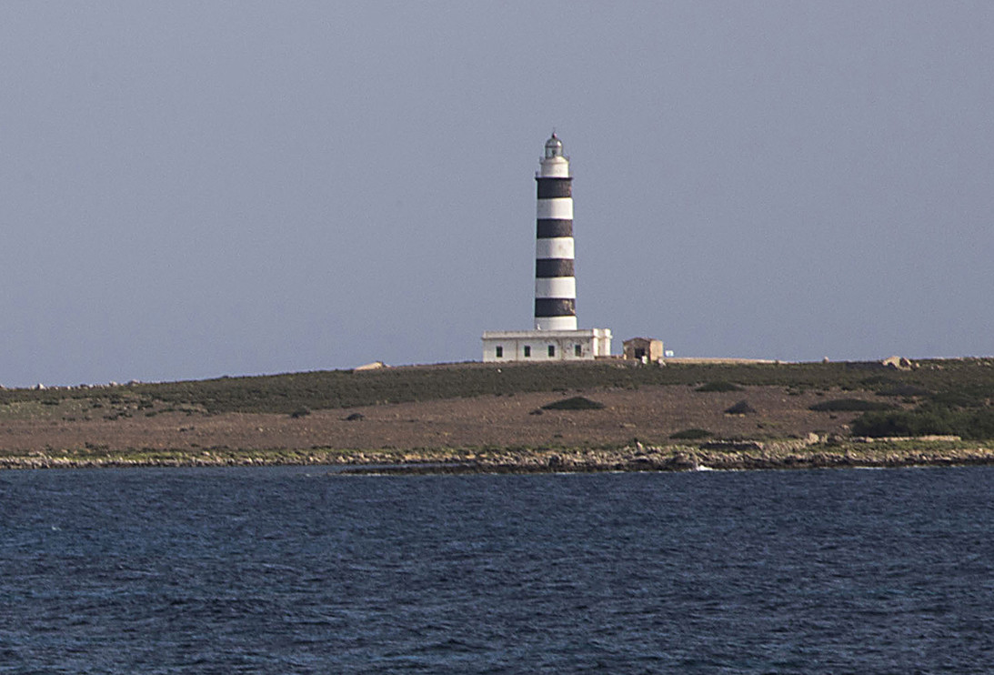 Faro Isla del Aire Punta Prima 01