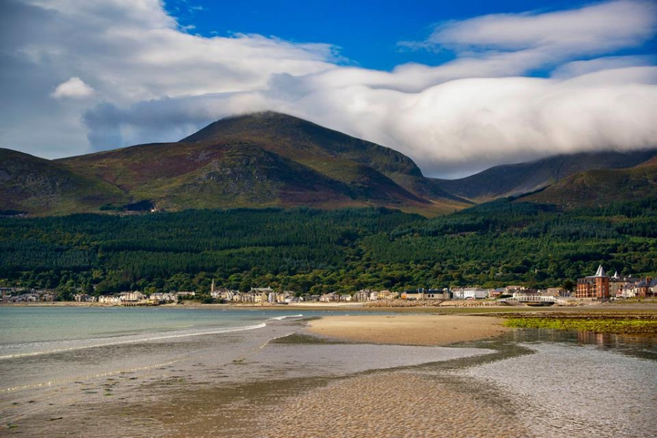 Newcastle y las montañas de Mourne