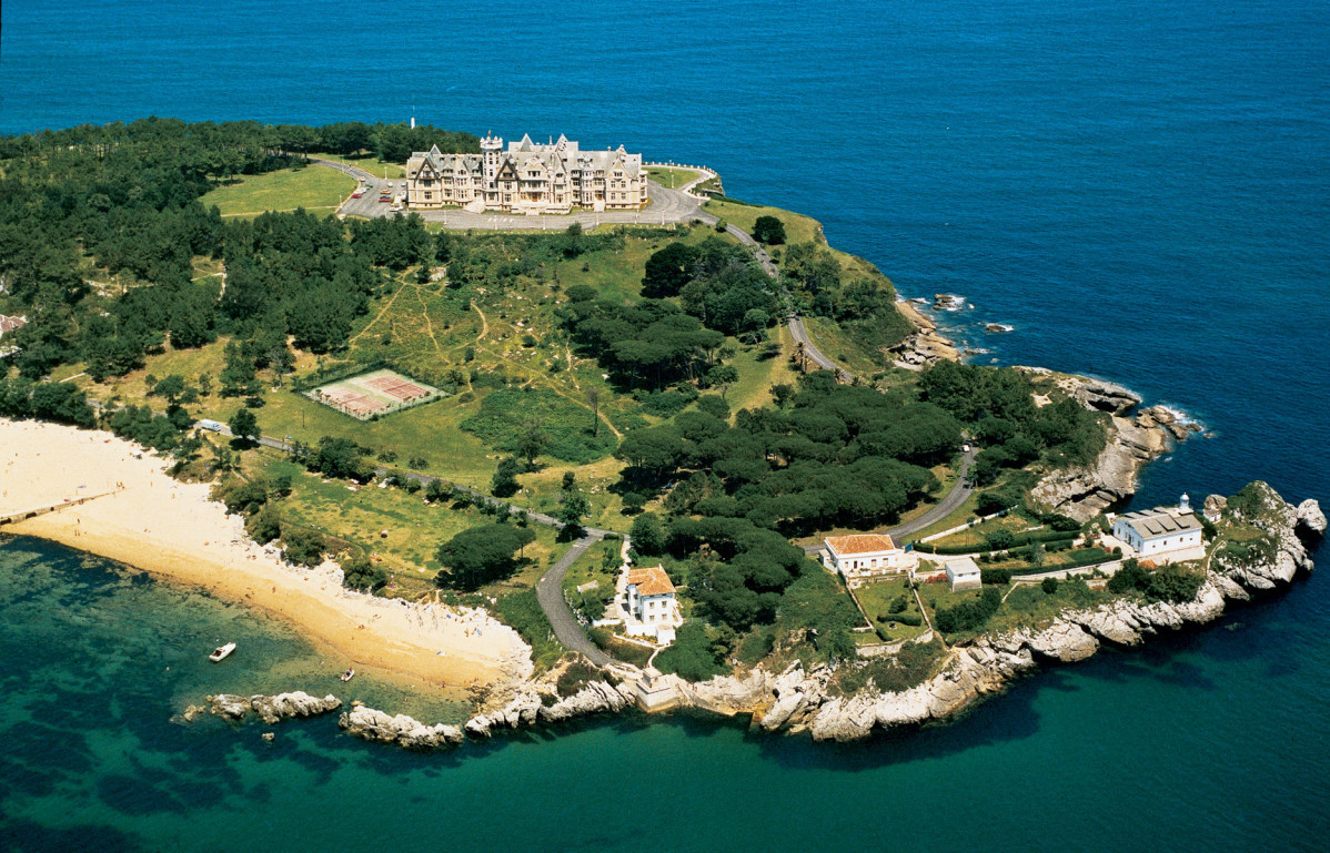 Palacio de la Magdalena, y peninsula de la Magdalena, en Santander (fotoTurismo de Cantabria)