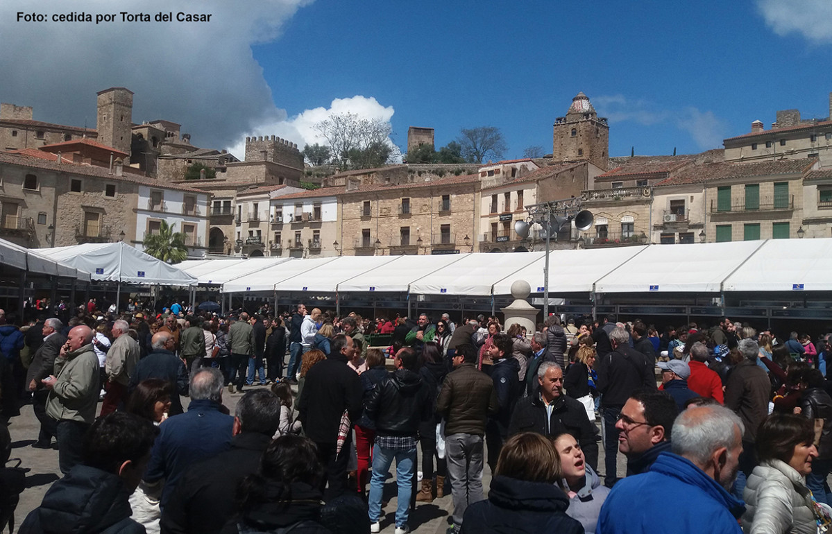 3. Feria del Queso de Trujillo (cedida Torta del Casar DOP) (1)