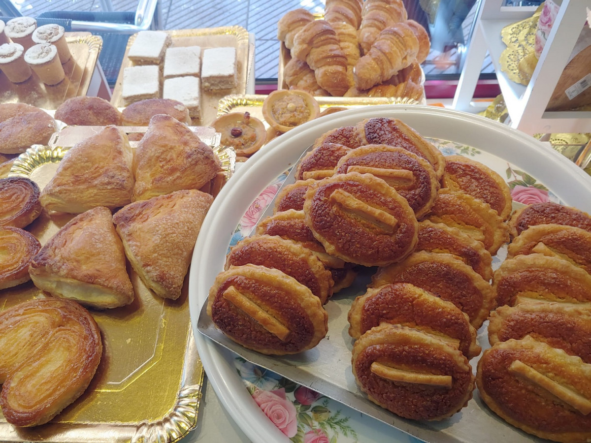 Bartolos, pasteles emblemu00e1ticos de Puebla de Laviana