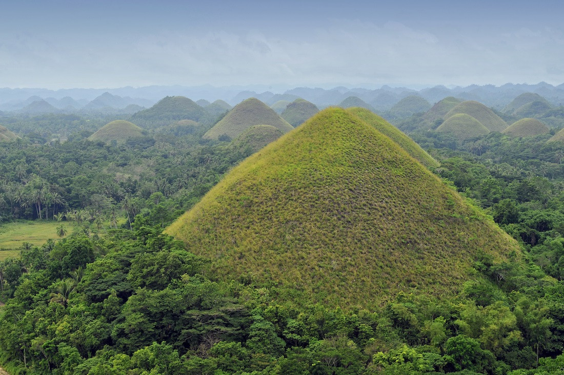 Chocolate Hills, Bohol (c o Erwin T. Lim) Filipinas