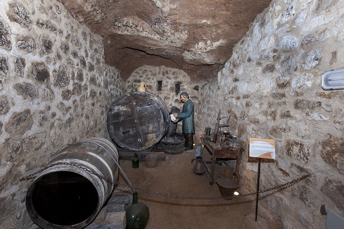 Bodega de las Animas Arande del Duero foto Miguel Angel Munoz Romero RVEDIPRESS028