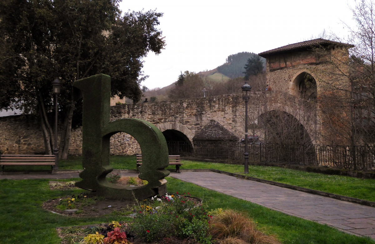 Valmaseda, Vizcaya,  Puente Viejo medieval