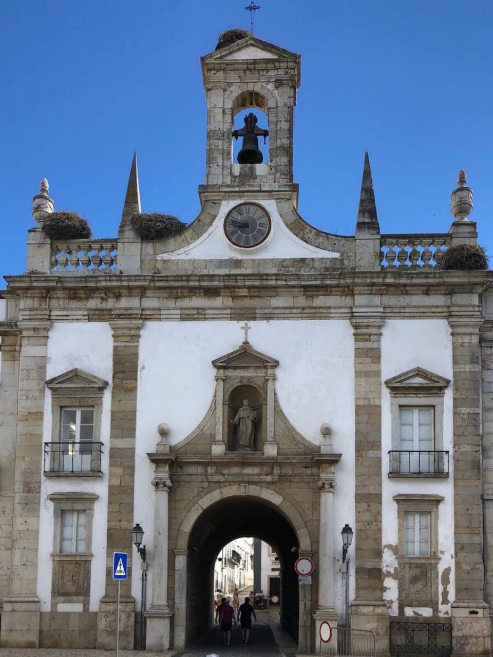 Arco da Vila, en Faro, Algarce, Monumento Nacional