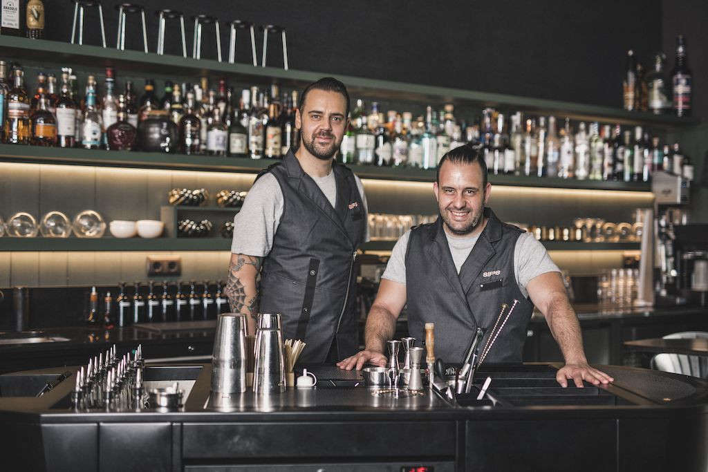Propietarios de Sips Simone Caporale y Marc u00c1lvarez