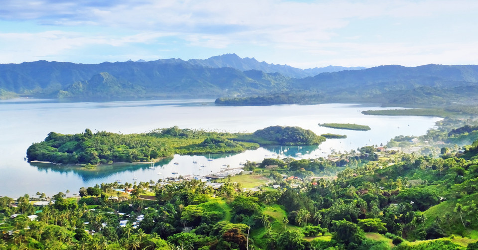 Savusavu bay