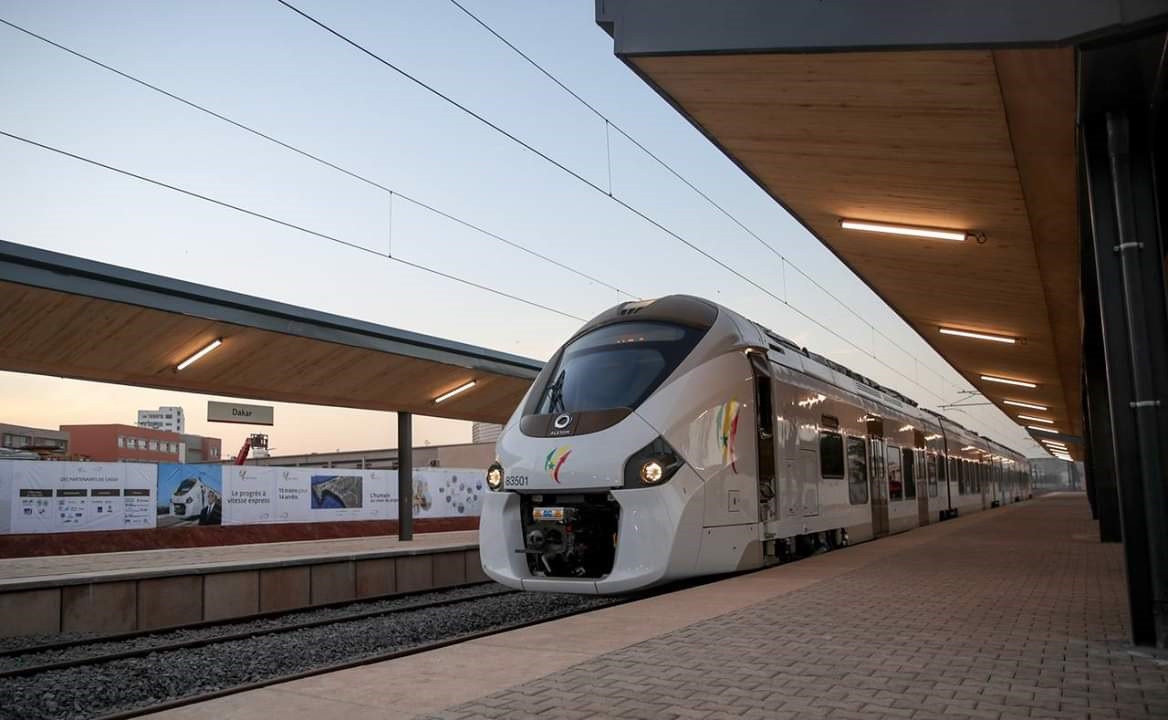 El TER en la estación de Dakar (1)