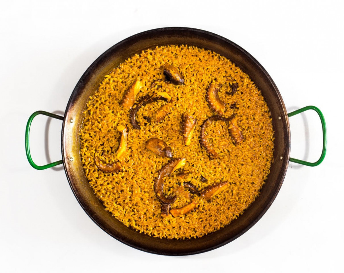 Paella pulpo