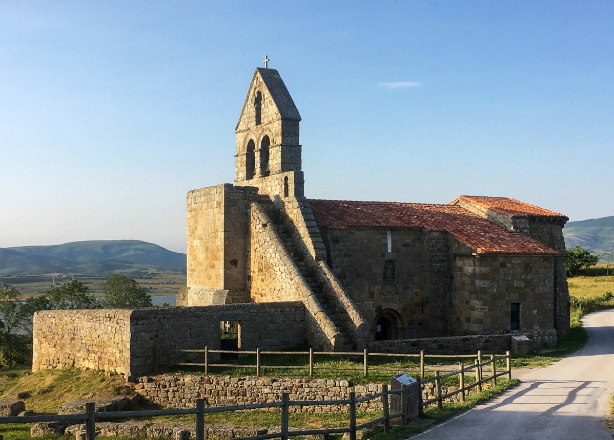 Iglesia Romu00e1nica Santa Maru00eda de Retortillo