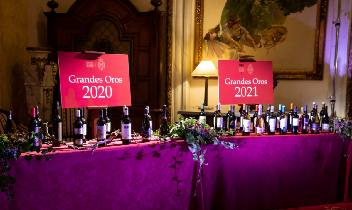 3. Bodegou0301n con los vinos reconocidos como GRANDES OROS en las dos ediciones del Concurso celebradas (1)