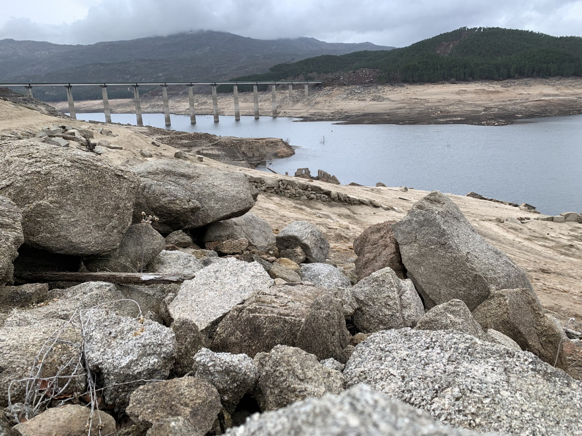 Aceredo, puente constuido