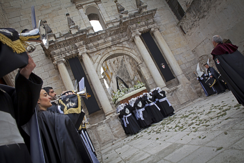 Semana Santa de Cuellar25 Salida de la Virgen de la Soledad Domingo de Resurreccion