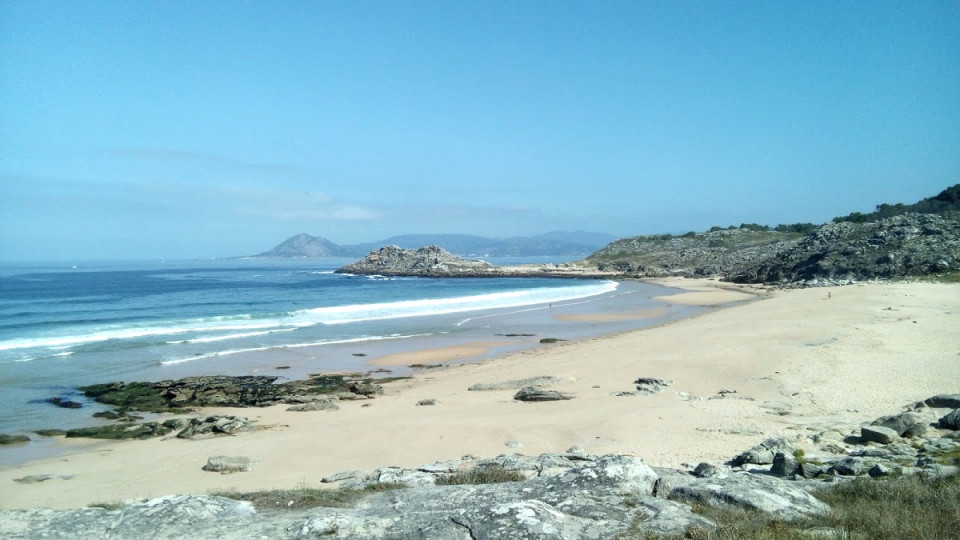 Playa de Arealonga, Porto do Son