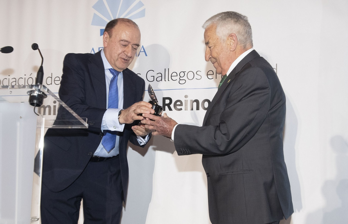 Premio Victoriano Reinoso 214