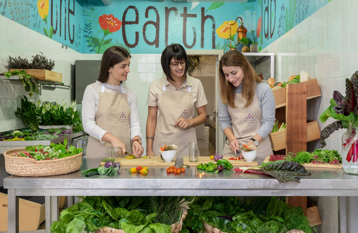 Earth Lab Pickles Yogurts and Teas workshop [8866 A4]