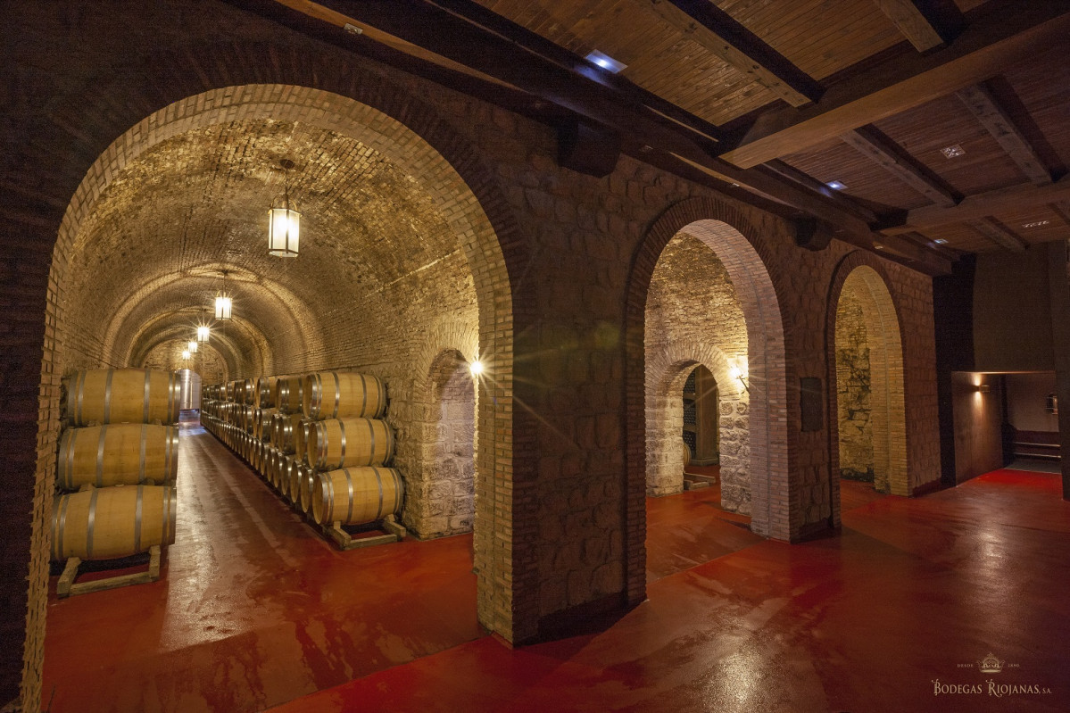 Bodegas Riojanas calados antiguos con logotipo